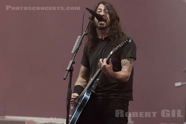 FOO FIGHTERS - 2018-06-17 - BRETIGNY-SUR-ORGE - Base Aerienne 217 - Main Stage - 